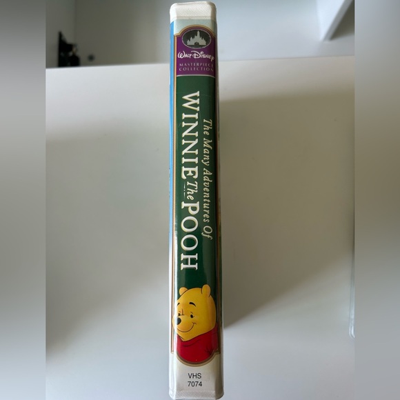 Disney Special Edition The Many Adventures of Winnie the Pooh VHS Tape (7074) - Picture 4 of 7